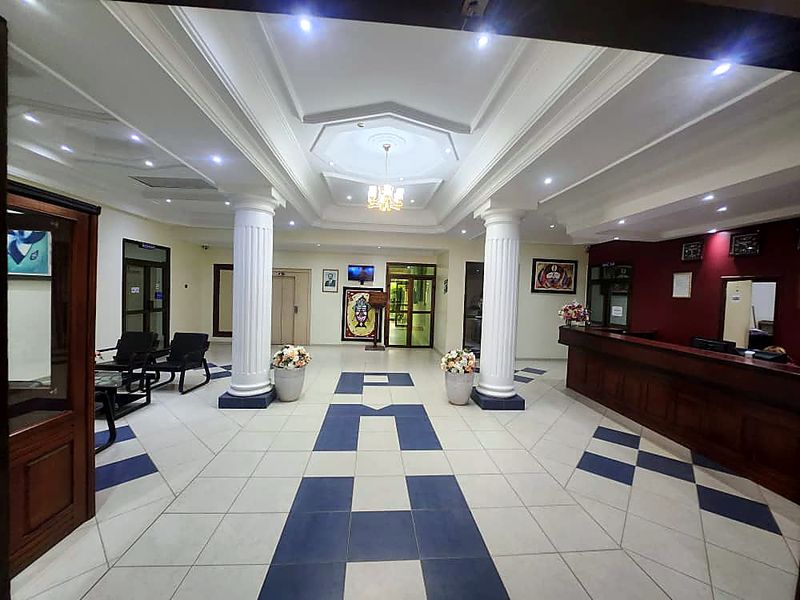 Le hall aux colonnes